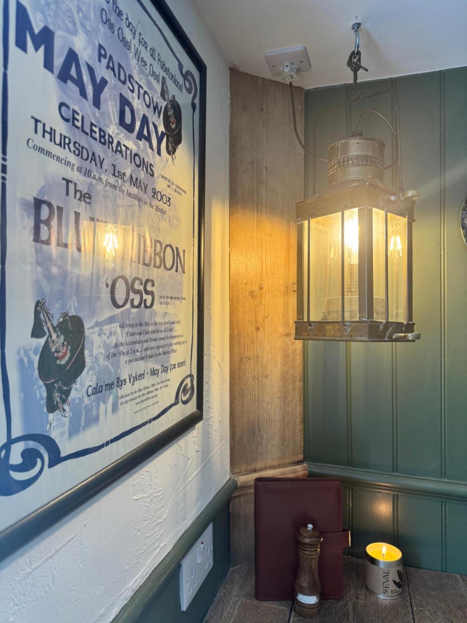 The London Inn Padstow Exteriör bild