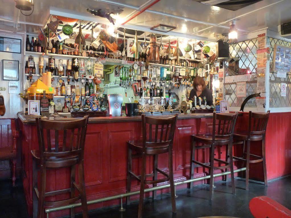 The London Inn Padstow Exteriör bild